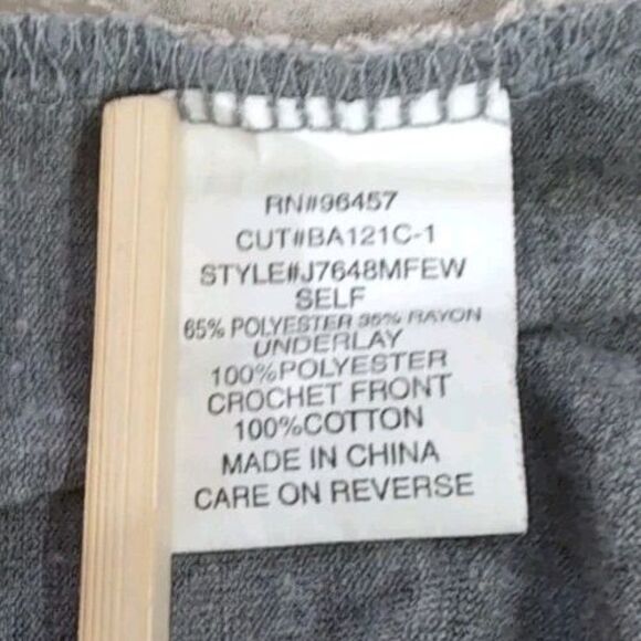 Eyeshadow Brand Women's SMALL Ivory Lace Crochet Top, Gray Long Sleeve Tee Boho - Picture 4 of 14